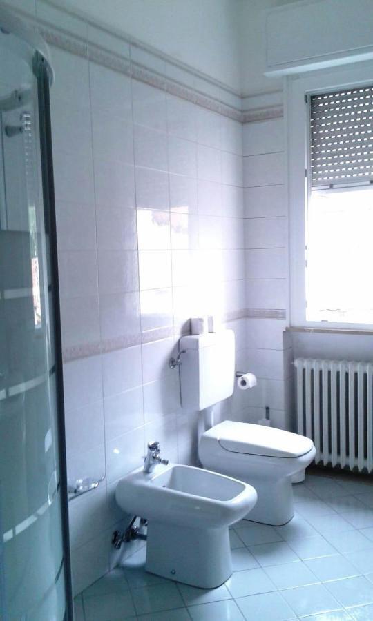Domus Cesena Hotel Bagian luar foto