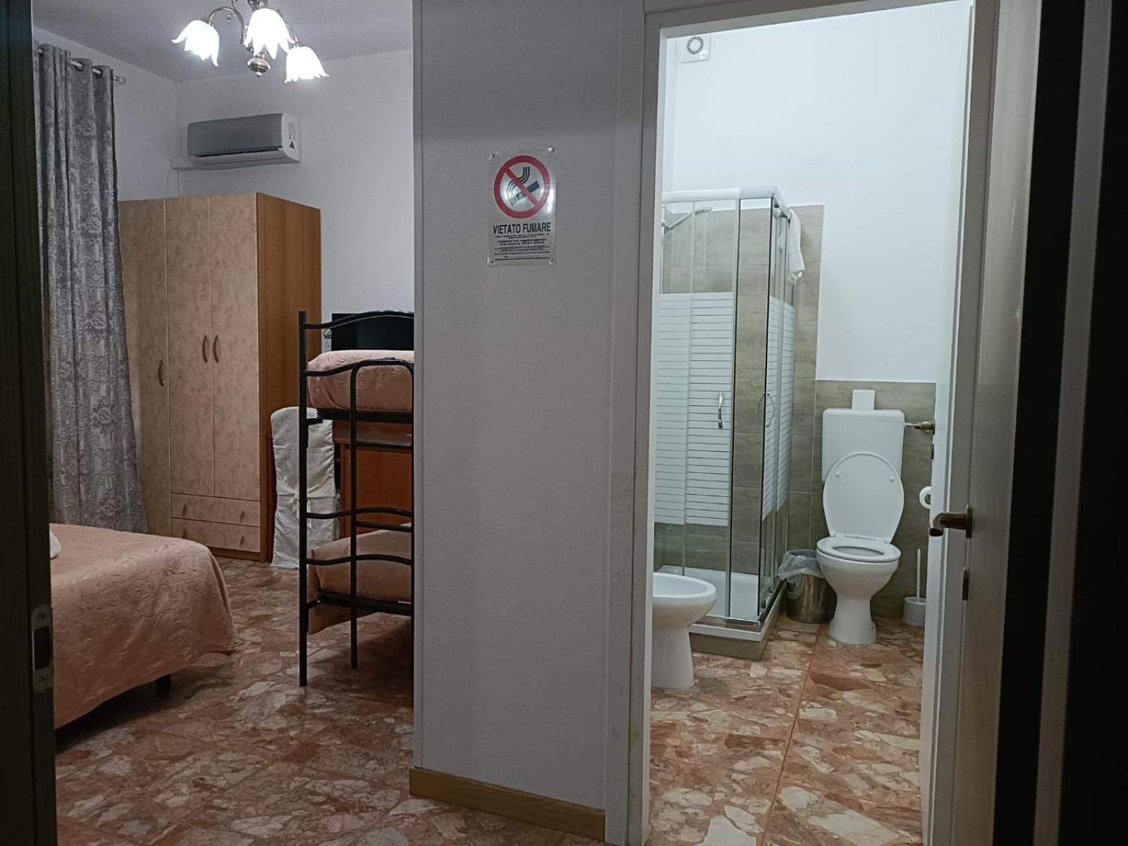 Domus Cesena Hotel Bagian luar foto